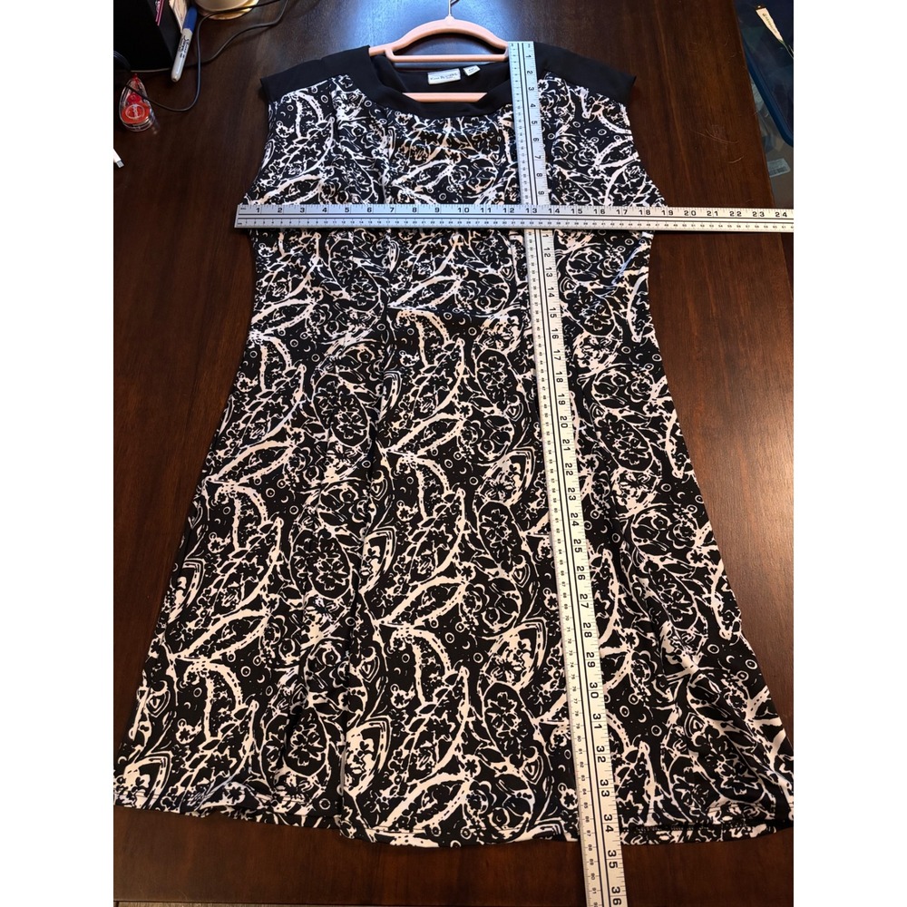 Kim Rogers Petite Black White Floral Paisley Sleeveless A-Line Dress PM - Picture 5 of 5